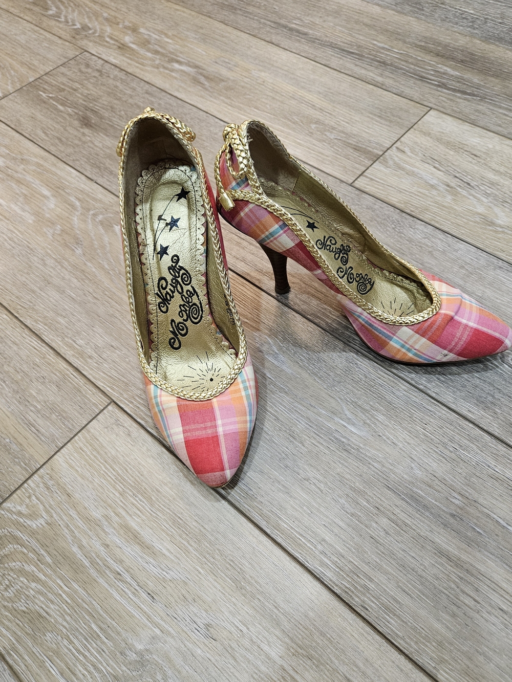 Naughty Monkey Pink Plaid Pointed Toe Heels Size 7